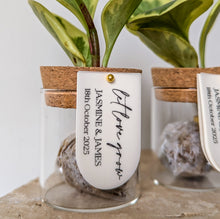 Load image into Gallery viewer, Leaf Jar Favours - MINIMUM 8-WEEK LEAD TIME (from $236 for set of 20 Leaf Jars)